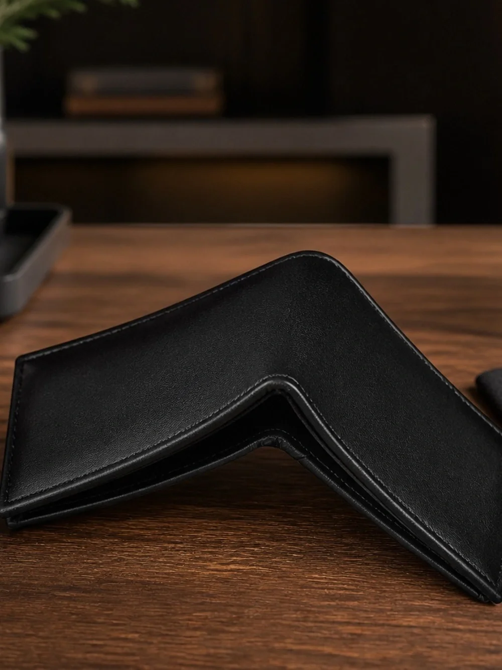 N/A sleek bifold